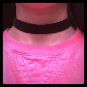 🌸 Choker